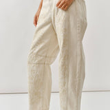 AJP5114 EMBROIDERED DETAIL COTTON BARREL PANTS