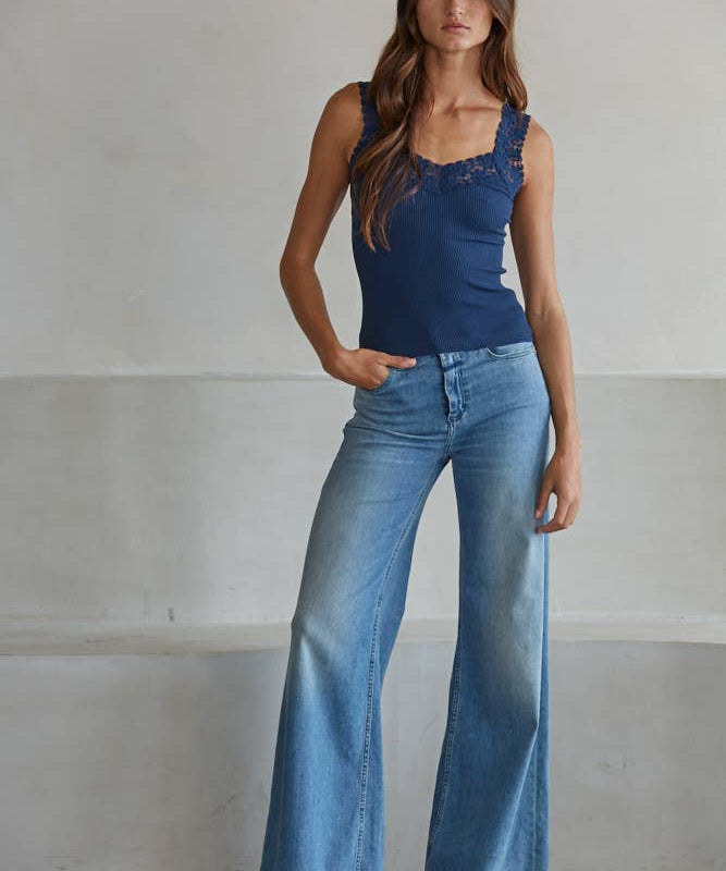 S1217N | Knit Seamless Ribbed Tank Top with Lace Trim
