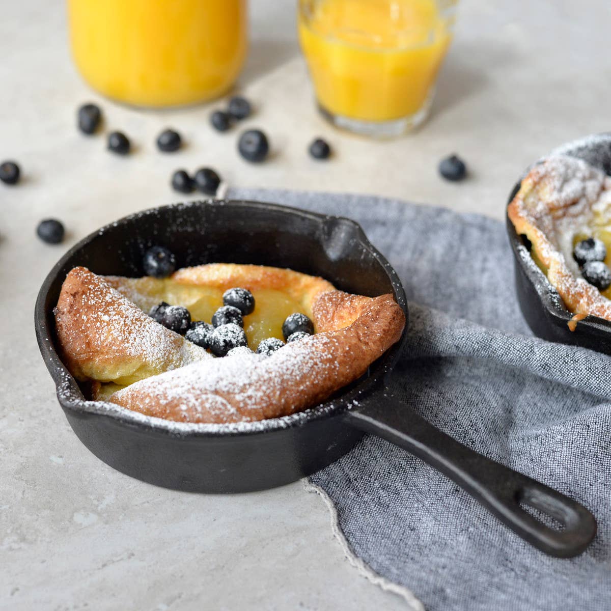 8oz Mini Round Cast Iron Skillet