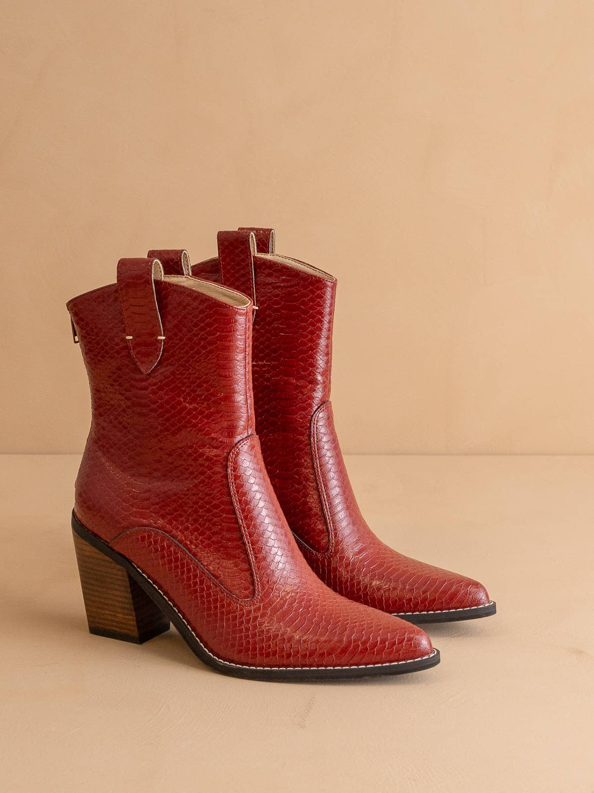 The Tara | Red Western Boots