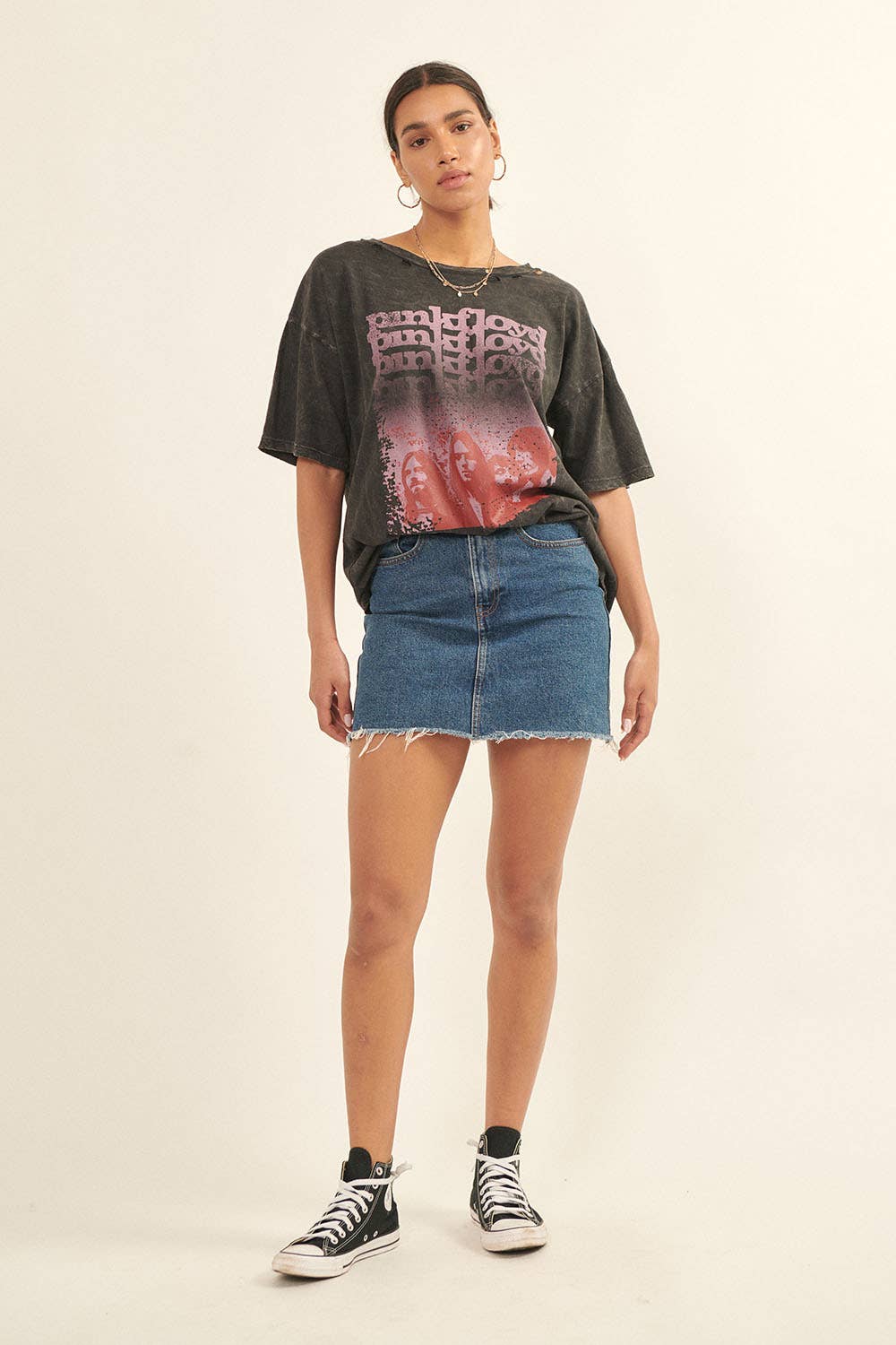 Pink Floyd Band Photo Mineral Wash Graphic Tee