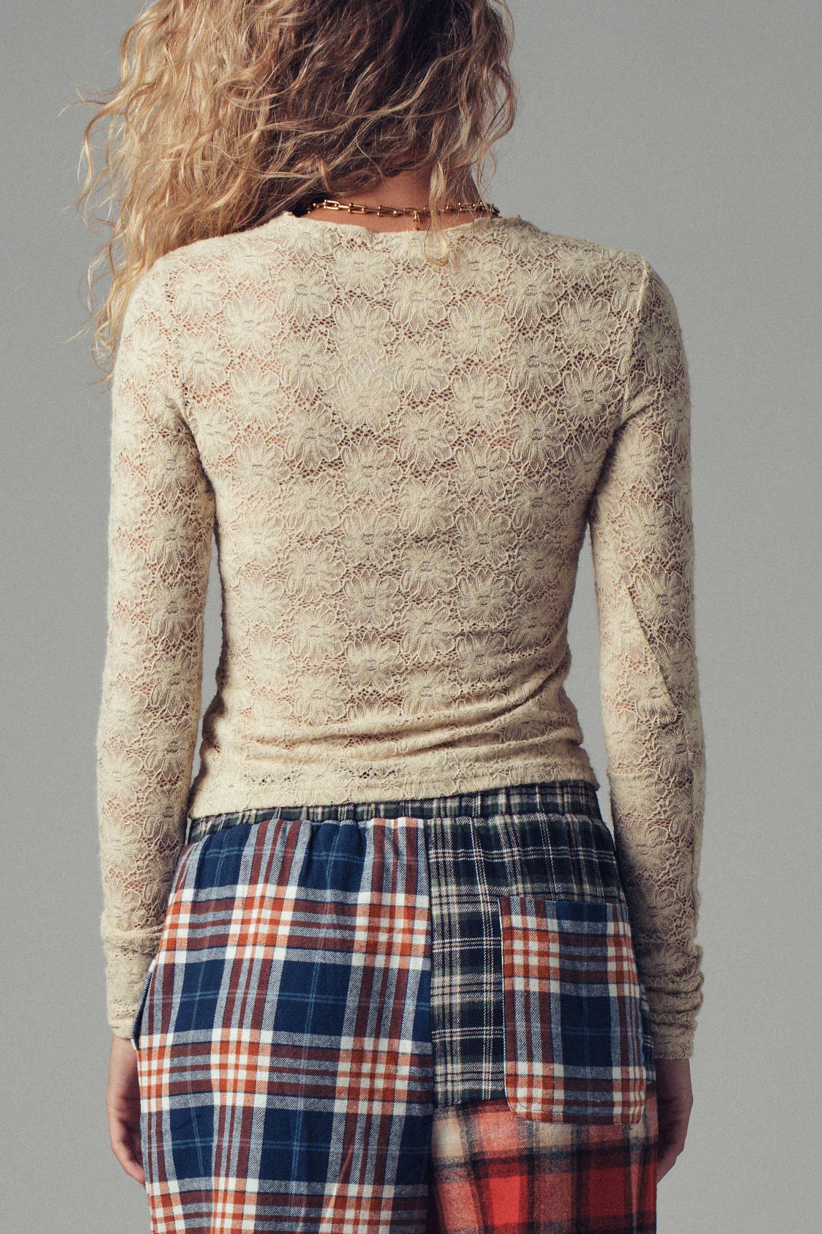 Romantic Floral Stretch Lace Layering Top