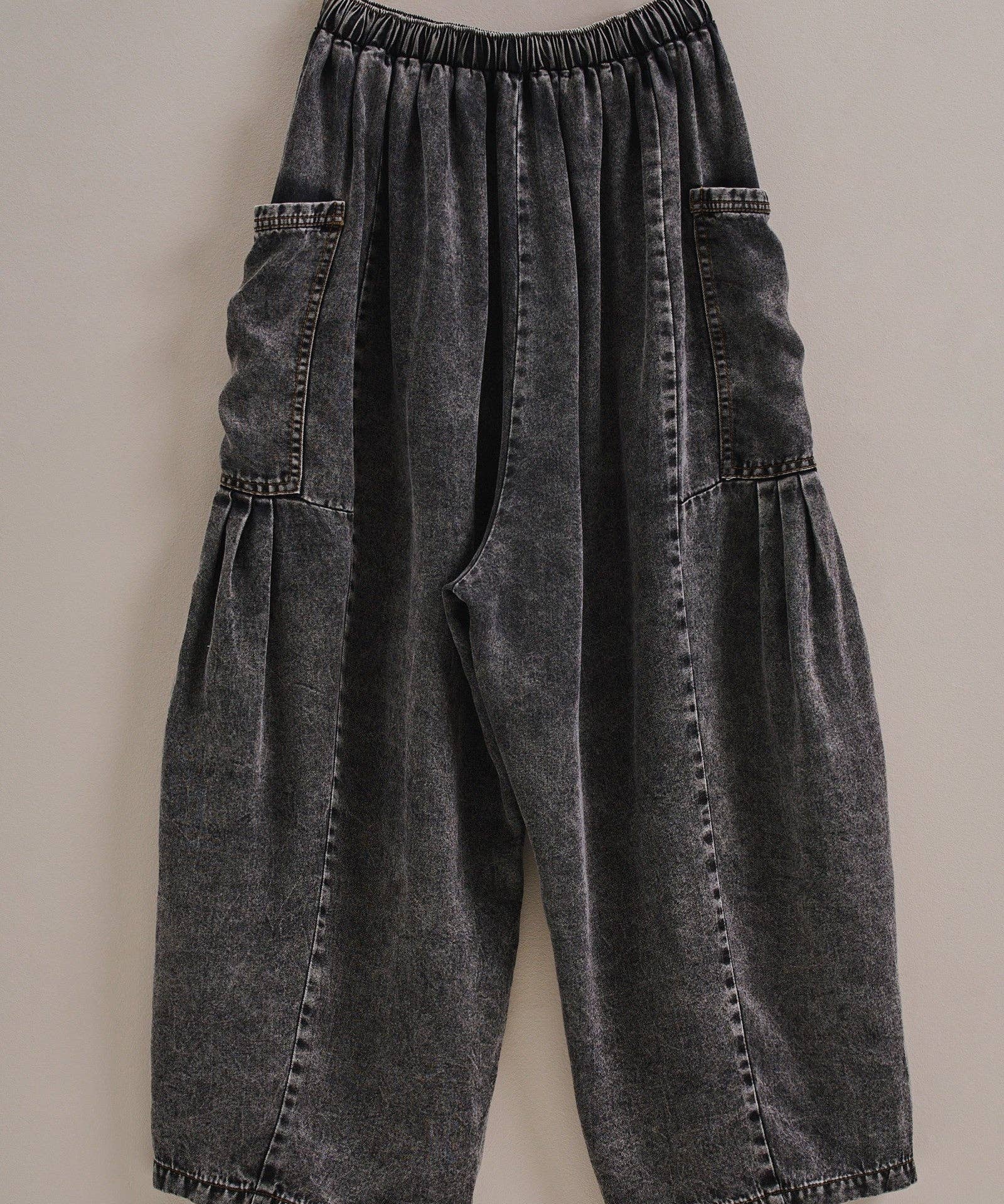 Washed Denim Utility Wide Leg Pants With Cargo Pockets