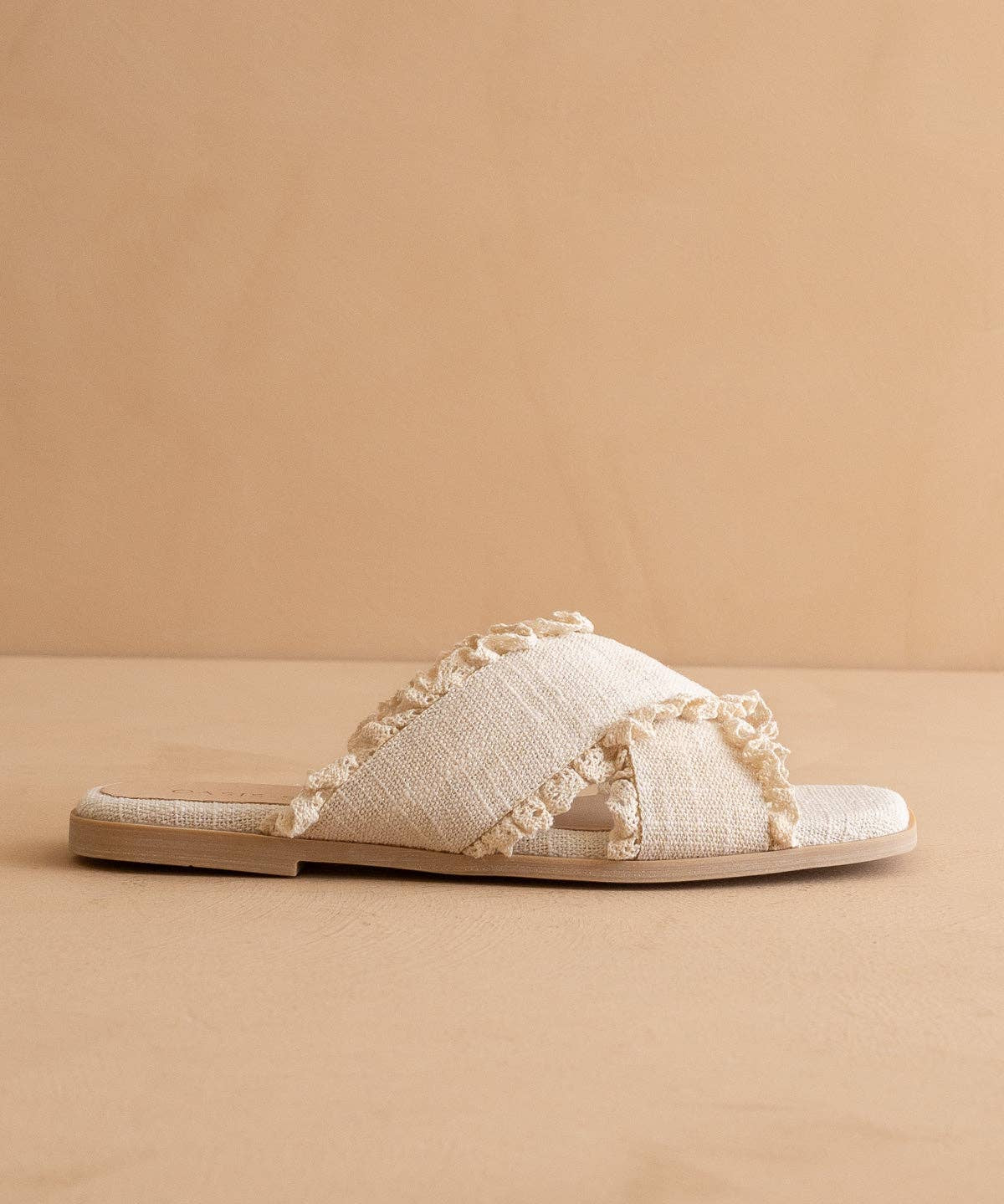 The Allie | Cream Lace Trim Cross Slide