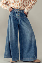 Pleated Wide-Leg Button Closure Pants