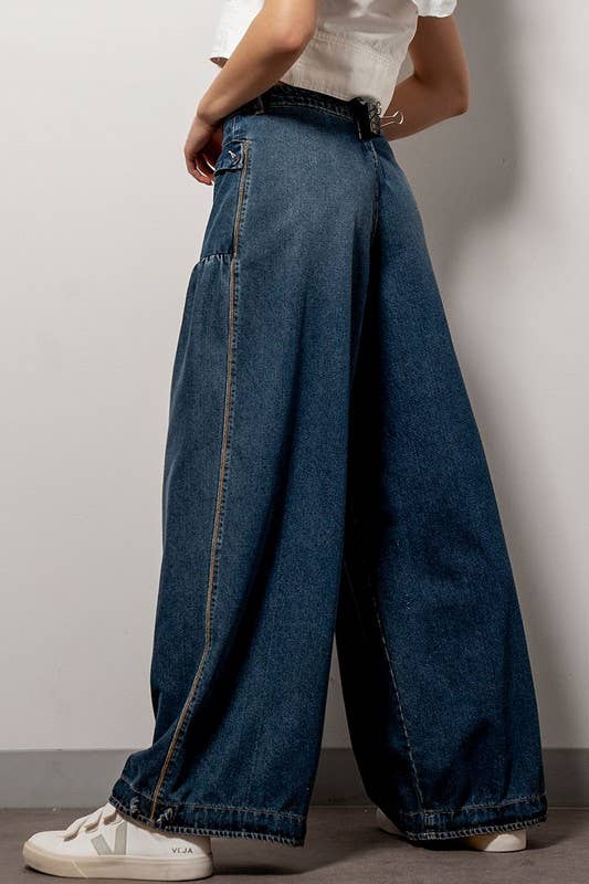 Patch Pocket Wide Leg Baggy Jeans