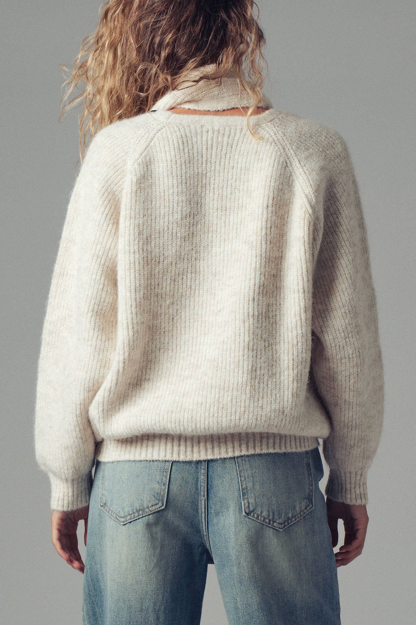 Detachable Scarf Ribbed Knit Sweater Top