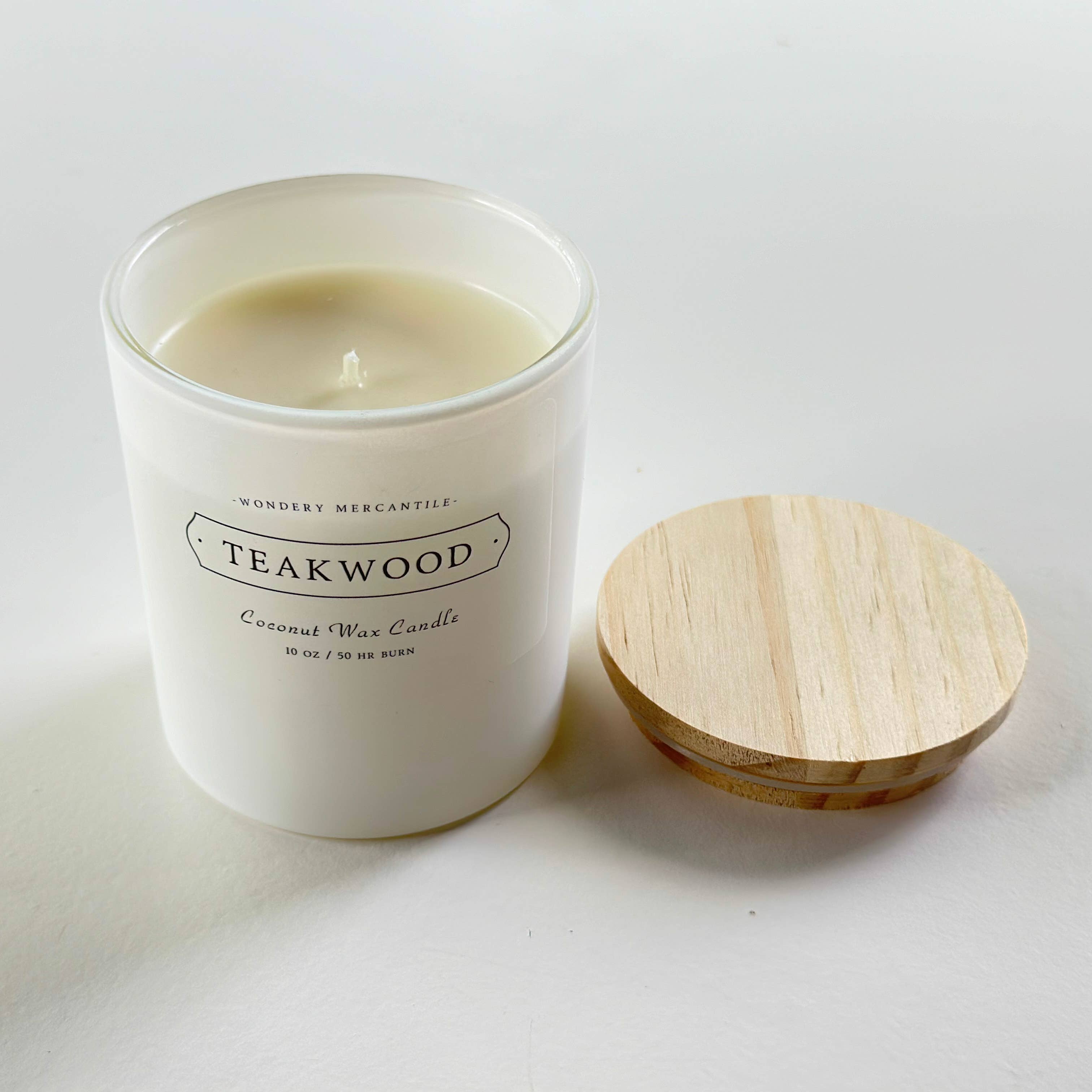 Teakwood Coconut Wax Candle | Tobacco, Santal, Ginger