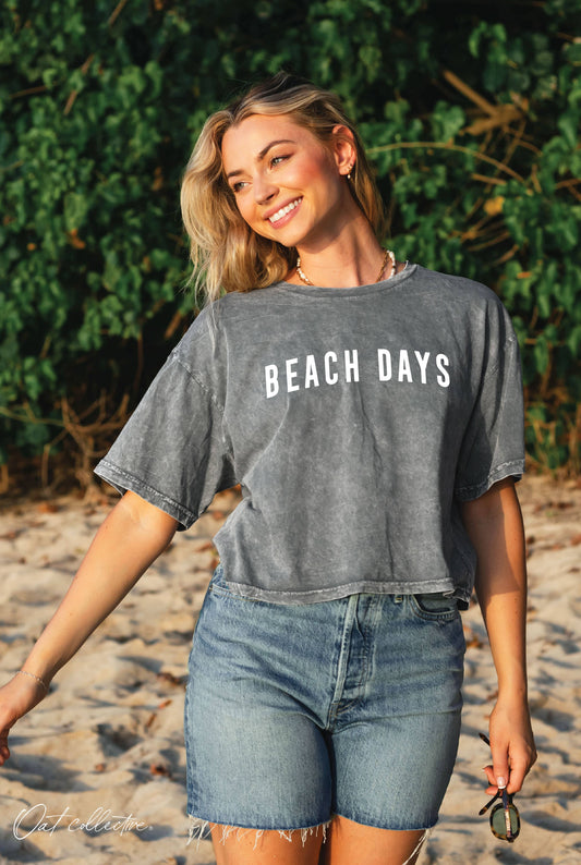 "BEACH DAYS" Cropped Tee