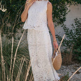 SLEEVELESS LACE TOP AND SKIRT SET WITH SCALLOPED HEM