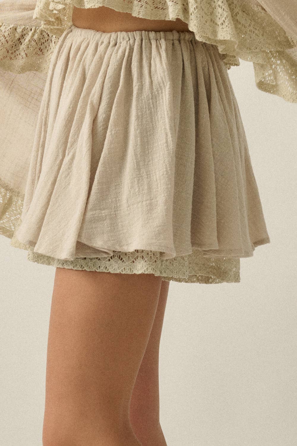 Cotton Gauze and Crochet Lace Gathered Drawstring Skort