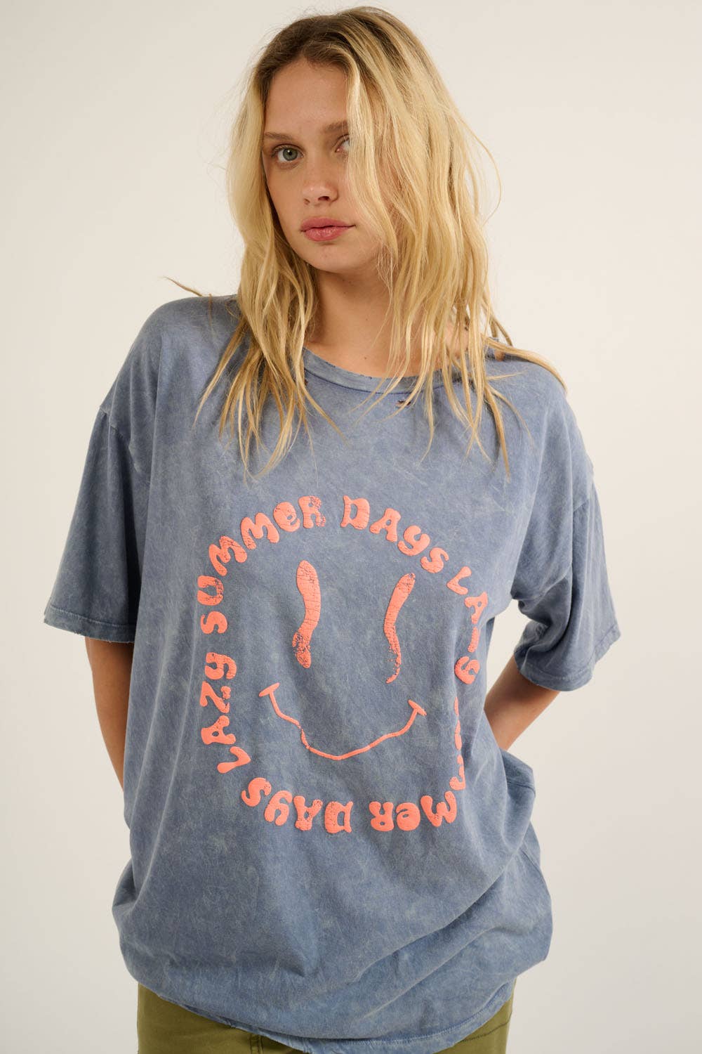 "Lazy Summer Days" Graphic Tee