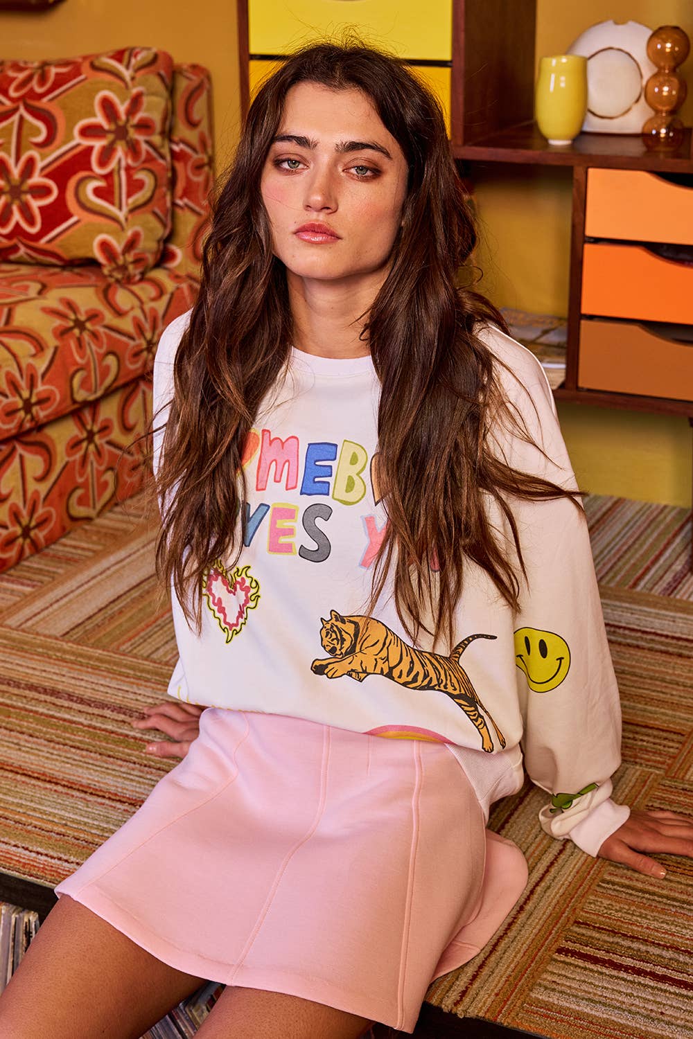 'Somebody Loves You' Graphic Sweatshirt